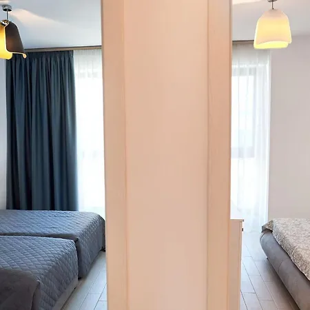Riva Lake 2 Bedroom Lake View * Mamaia