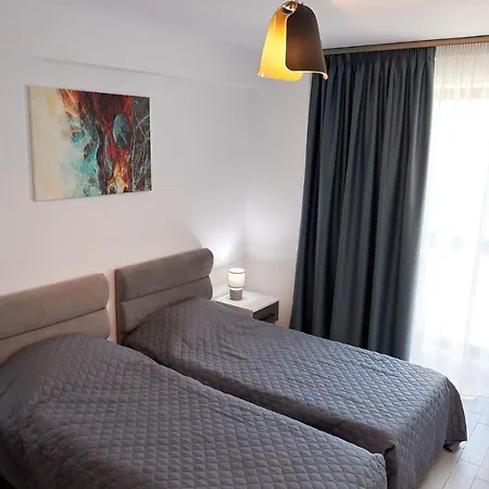 Riva Lake 2 Bedroom Lake View Mamaia