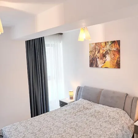 Riva Lake 2 Bedroom Lake View Apartment Mamaia