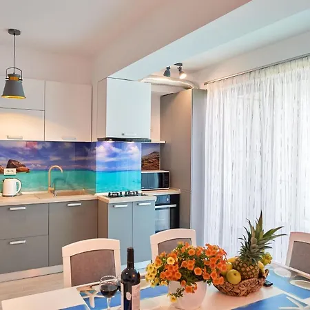 Riva Lake 2 Bedroom Lake View * Mamaia